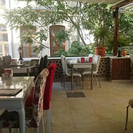 Ξενοδοχείο Esra Sultan Petrol 3*