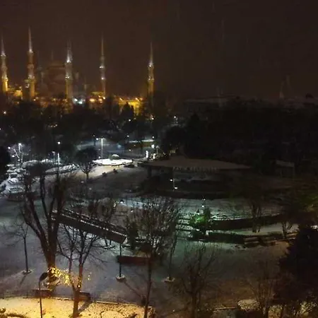Esra Sultan Petrol Hotell Istanbul