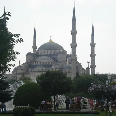 فندق Esra Sultan Petrol اسطنبول